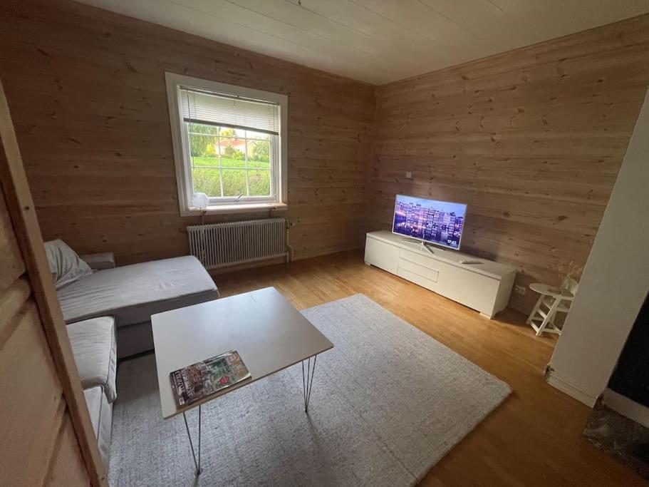 Large Cozy Villa Between Stockholm And Oslo Åmotsfors Exterior foto